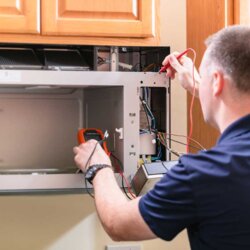 Reasons Why You Need An Experienced Technician To Repair Your Appliance Service Company Care Microwave