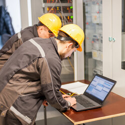 Superlative Field Service Engineer What Is And How To Become Engineers Inspect Protection